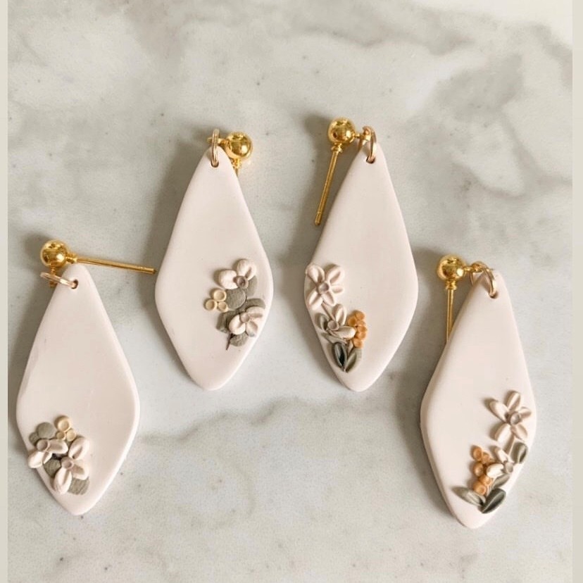 Jewelry artist is inspired by flora